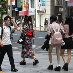 新宿アルタ前