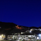 港の夜空