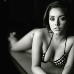 Estevan Oriol  /  Women No4
