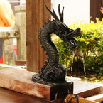 手水舎の龍