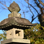 神社の灯籠_０６