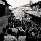 京都観光２　危険なほど混み合う産寧坂