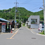 岩舟駅の短いメインストリート
