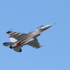 Ｆ－２