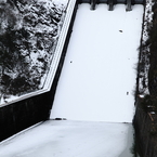 氷のすべり台