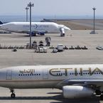 Dream Lifter & キンキラのetihad