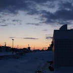 090228