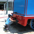 とりあえず、トーマス押してみる