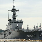 輸送艦　くにさき