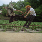 うましかジャンプキック！！