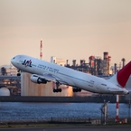 JL 767