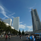 ランドマークと日揮タワー