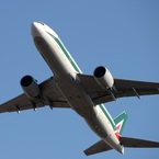 Alitalia  777-243 