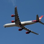 離陸 virgin A340-642