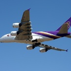 離陸 Thai A380-841