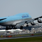 KOREAN 747-400 着陸　