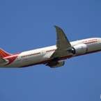 出発　AIR INDIA 787-8 