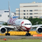 離陸 Air China 777-2J6