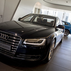 Audi A8L W12 quattro, 1