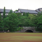 赤い池