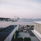 海の見えるカフェ