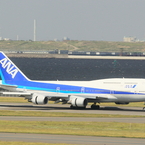 ANA B747-400D