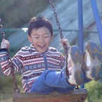 ブランコ大好き キャハキャハ.•*¨*•.¸¸♬