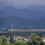 かぼちゃ電車を追いかけろ～