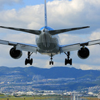 「青が大好き」☀ ANA 777-200 JA714A 飛行