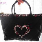 hand made★ハートモチーフのポーチ♥