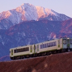 山岳鉄道の夜明け直後！