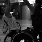 ゴール下の激戦