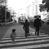 行き交う