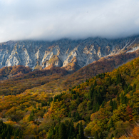 錦繍の山　夕暮れ時
