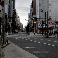 新宿午前６時　７