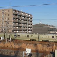 「TRAIN SUITE 四季島」 鉄道博物館前を通過！(3)