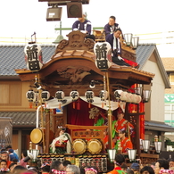 前田の山車、巡行開始！