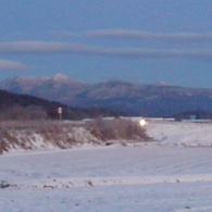 雪の水田と高原山（2月7日）