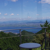 窓から見た琵琶湖