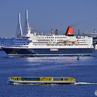 にっぽん丸横浜港へ入港-2
