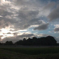 夏の空と雨雲