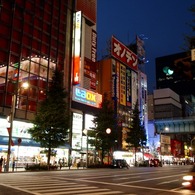 秋葉原の夜４