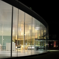 夜の美術館　石垣とひっそりコラボ