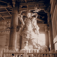 大仏右