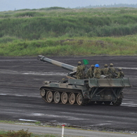 進め！203mm自走榴弾砲