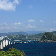 角島大橋を角島側から
