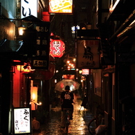 雨の法善寺横丁