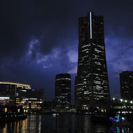 ランドマークタワー夕景