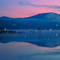 山中湖畔で夜通し写真を撮っていました