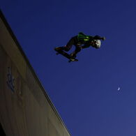 moto backside air